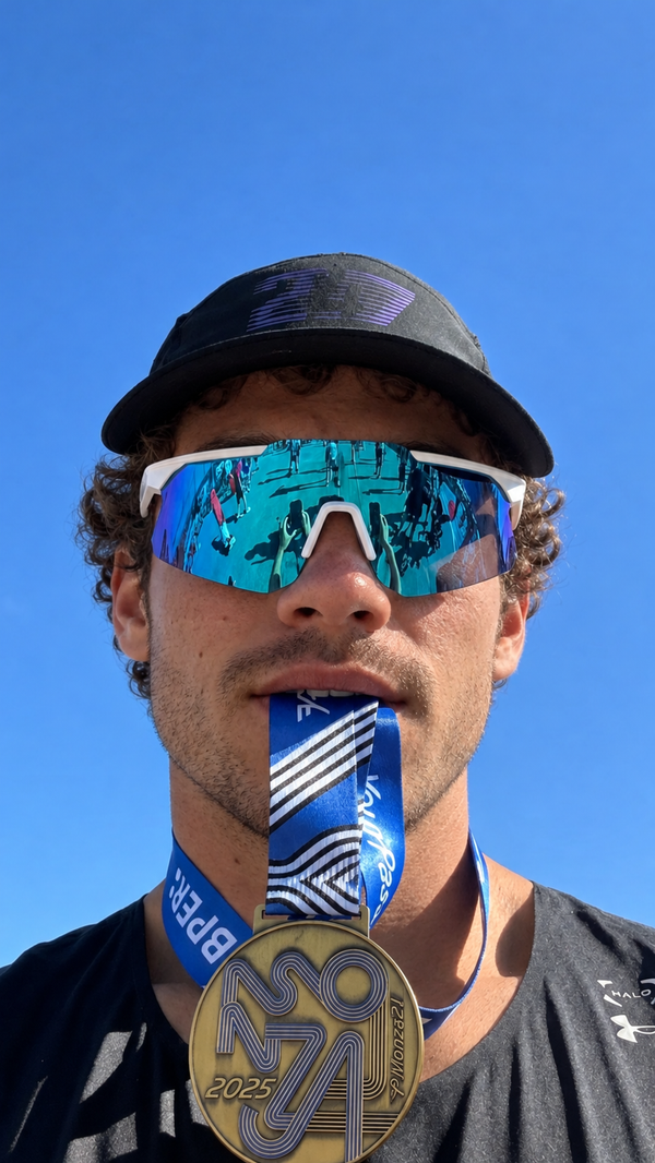 COZELIO PRO — lifestyle white blue finisher